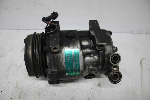 COMPRESSEUR DE CLIMATISATION FIAT - Vue 4